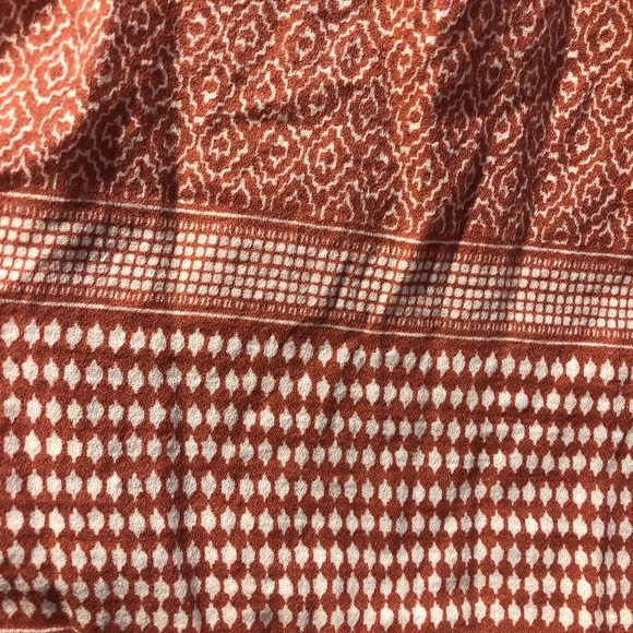 M Never Worn Old Navy printed summer skirt - Picture 3 of 4